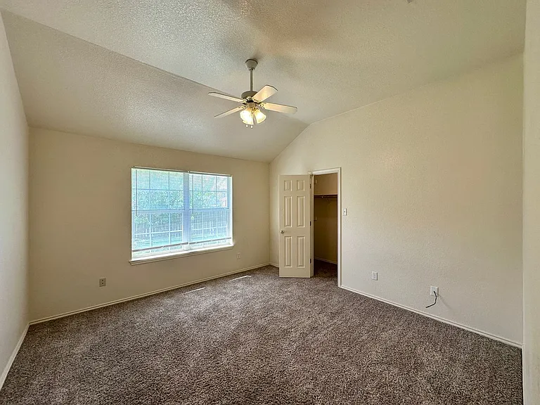 4201 Alleeta Dr — Photo 21