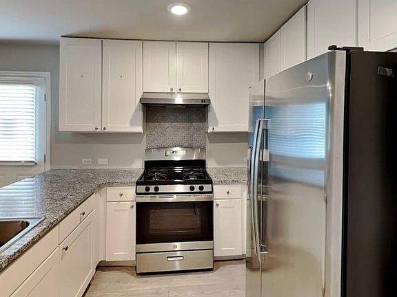 5th image of 5718 Leon Pl #1