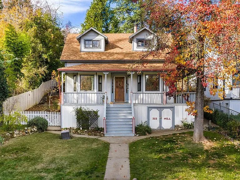 322 Mill St — Photo 1