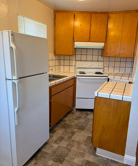 3201 Star Ave — Photo 5