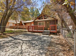 302 Moreno Ln, Sugarloaf, CA 92386