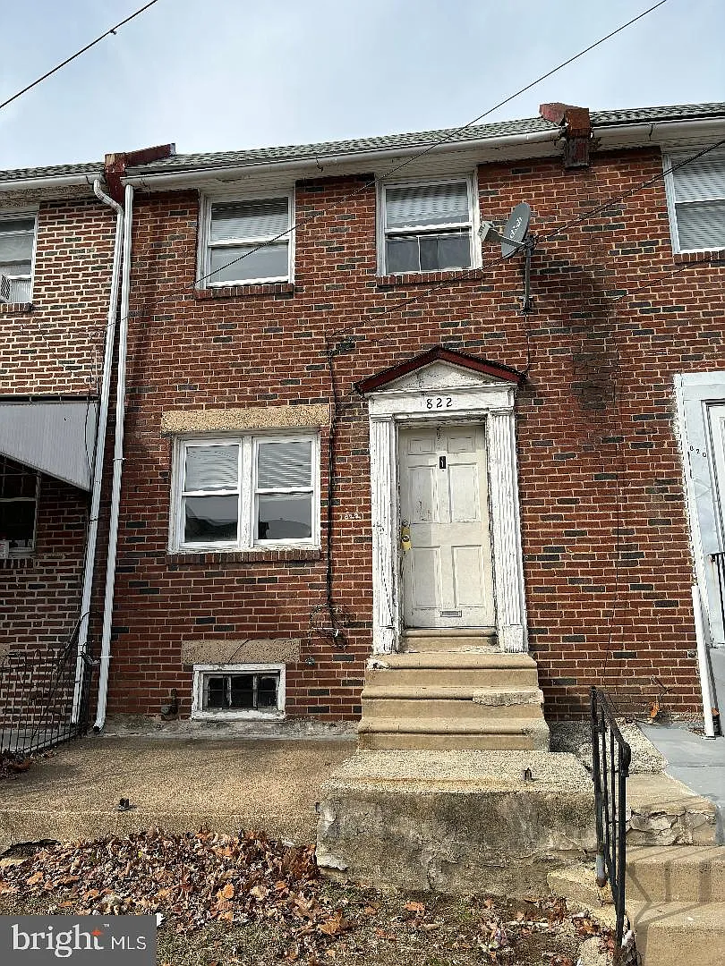 822 McDonald St photo 1