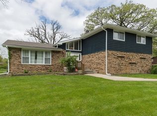 24736 S Oak Ln, Crete, IL 60417