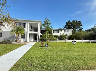 321 35th Ave N UNIT D-12, Saint Petersburg, FL 33704