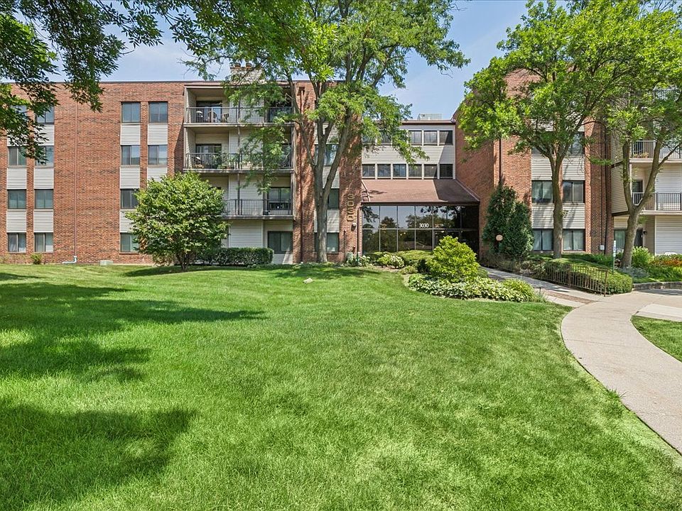 1st image of 3030 Pheasant Creek Dr APT 103