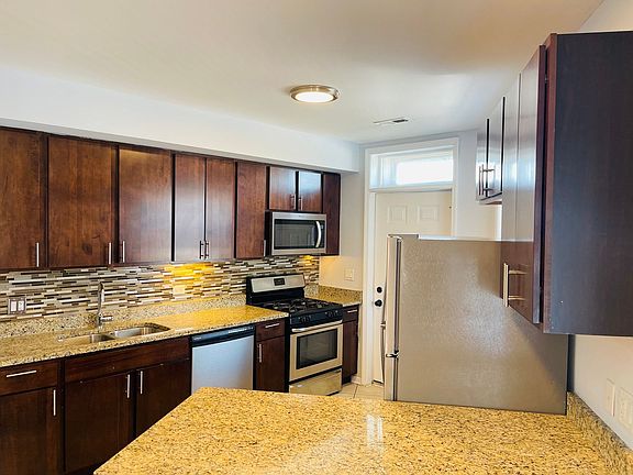 2nd image of 5116 W Sunnyside Ave APT 2N