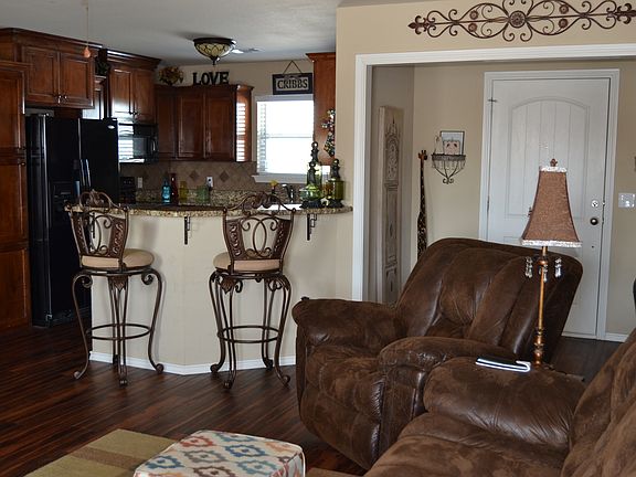 4th image of 2108 SE 45th Ave