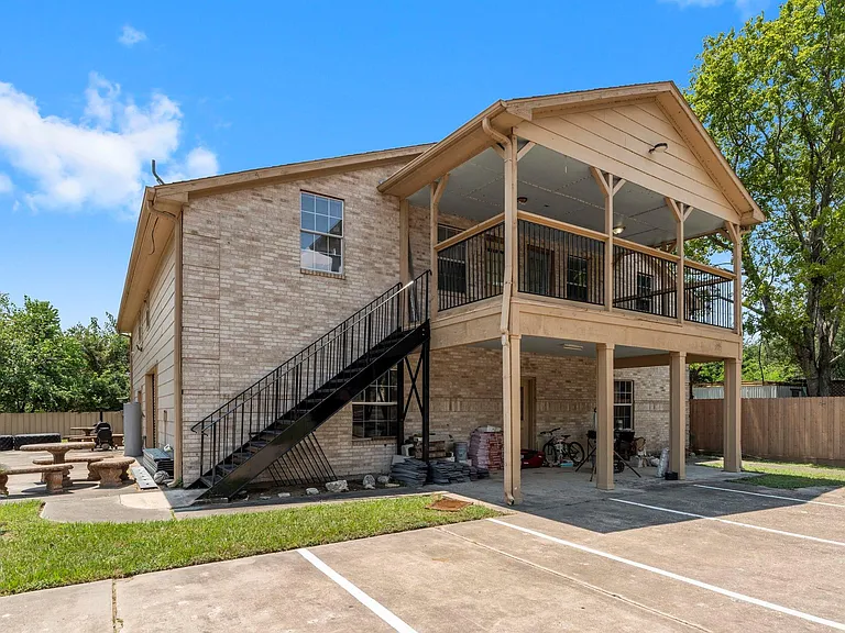 3145 Frick Rd — Photo 1