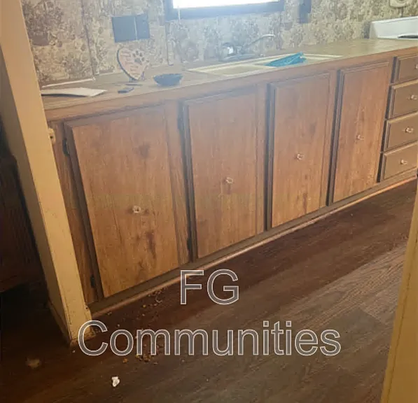3610 Highlands Rd #18 — Photo 8