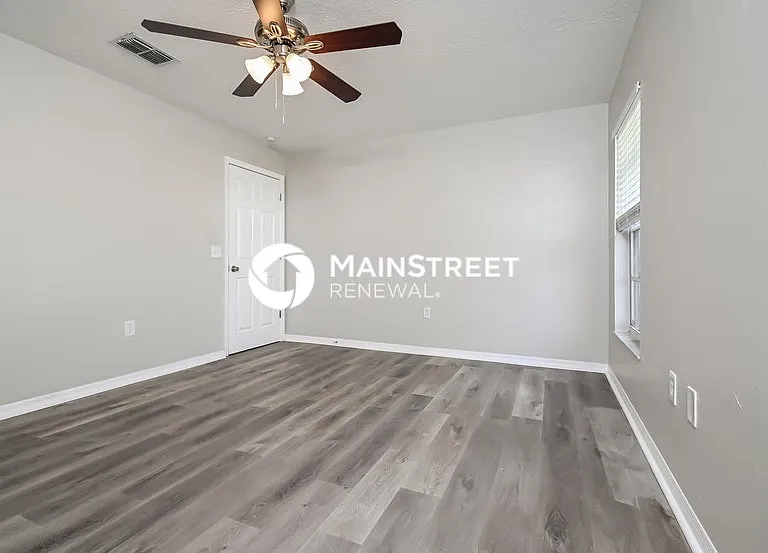 8007 Apache Ln — Photo 11