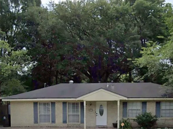 1878 Mullen Dr, Baton Rouge, LA 70810