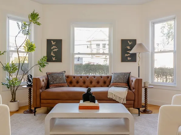 66 Walden St #1, Cambridge, MA 02140