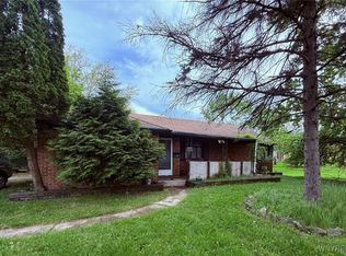 35 Tennyson Rd, Buffalo, NY 14221
