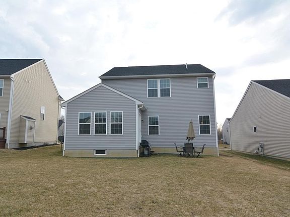 3rd image of 1532 Crescent Dr