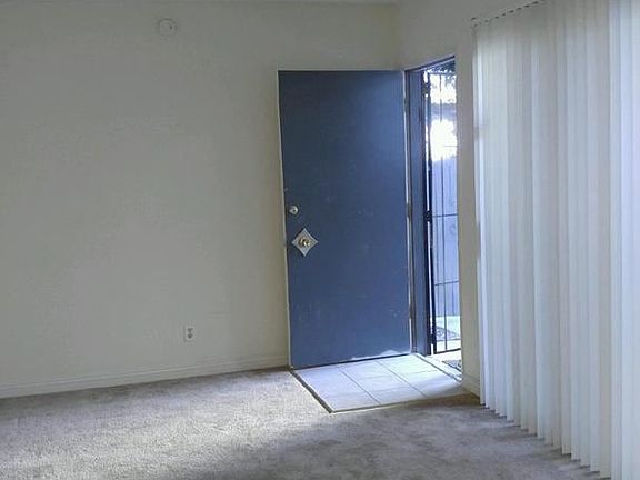 5th image of 3870 S Bronson Ave APT 3