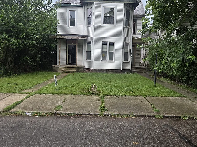 393 E Water St — Photo 2