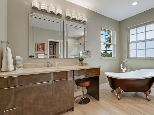 127 Via Castilla, Jupiter, FL 33458