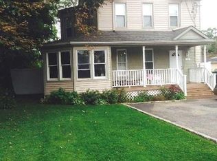 58A Park Ave, Amityville, NY 11701
