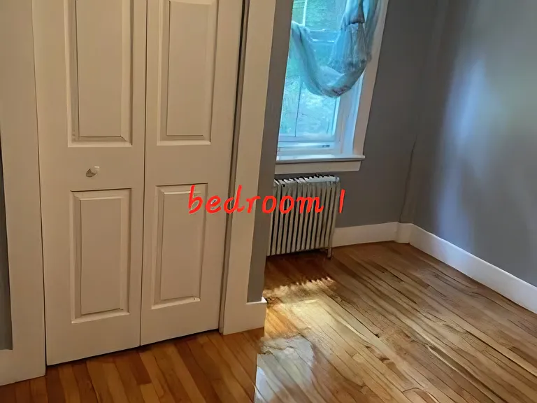 121 E Union St — Photo 11
