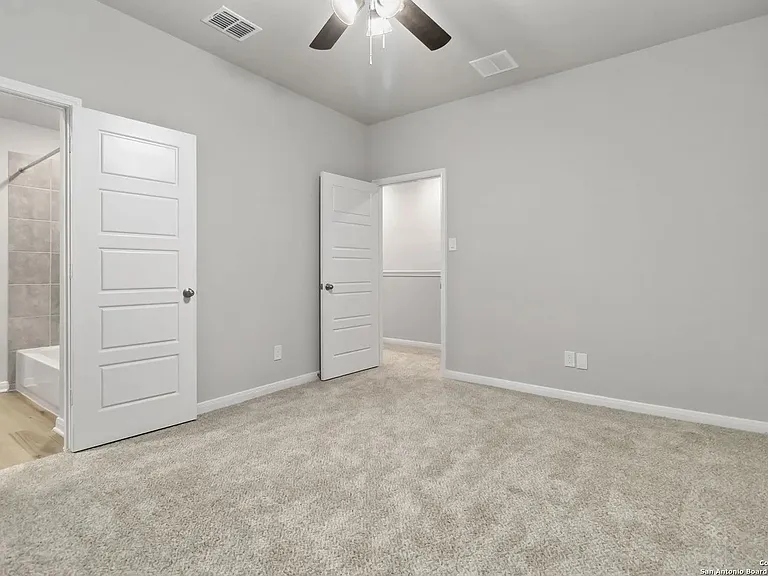 8335 Runner Rdg #102 — Photo 15