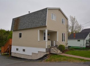 15 Williams Lake Rd, Halifax, NS B3P1S6