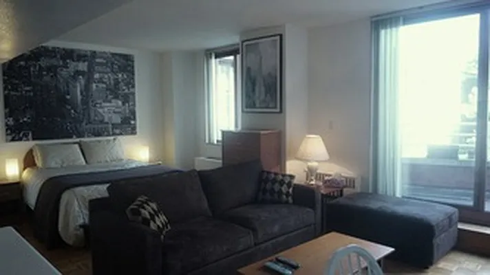 Rented by Michael Charles New York | media 14