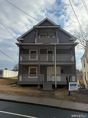 484 West St #2 Photo 1