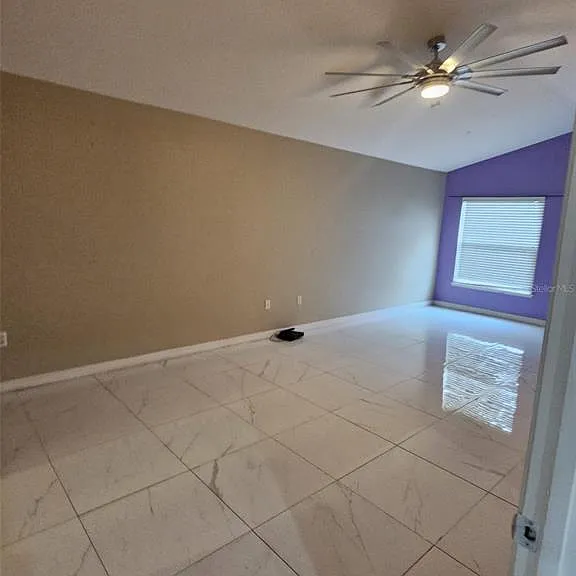 807 Massy Ct — Photo 11