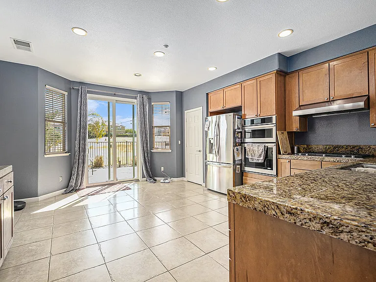 355 Pebble Beach Dr — Photo 9