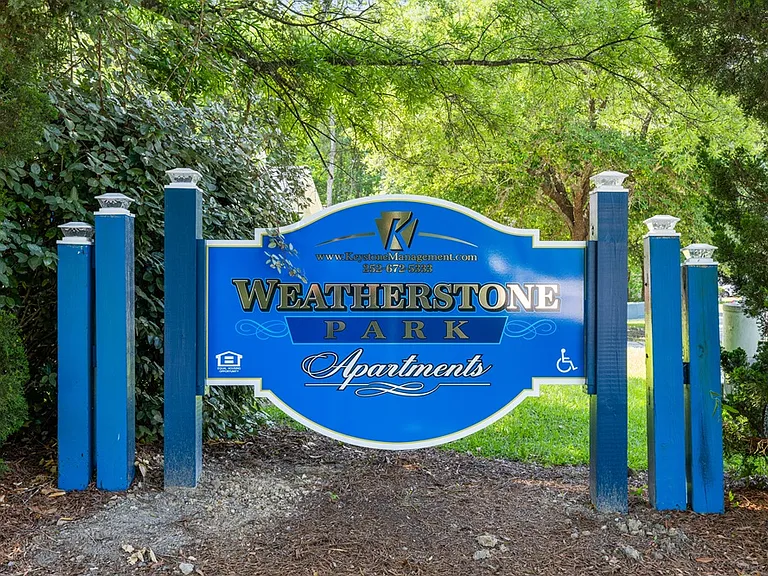 Weatherstone Park Apartments — Photo 13