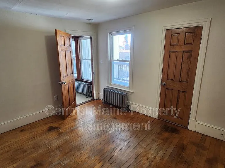 90 Ash St #9 — Photo 7