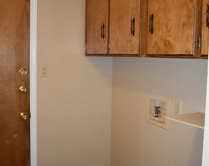 704 Kim Ave — Photo 27