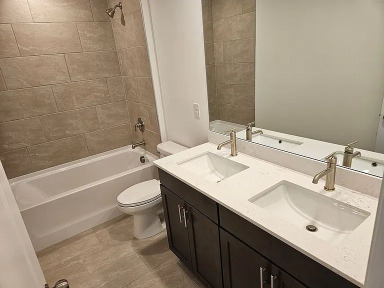 97 Andalusa Ct — Photo 34