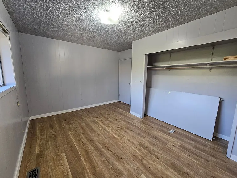 2814 Callahan Dr — Photo 11