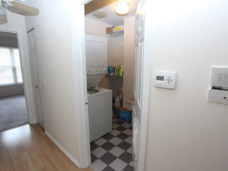 1245 N Regency Dr — Photo 18