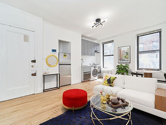 3rd image of 430 E 66th St APT 17