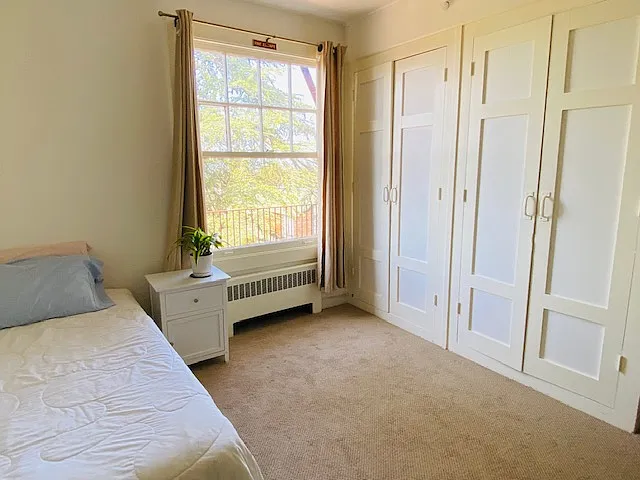 Room 6 Bed