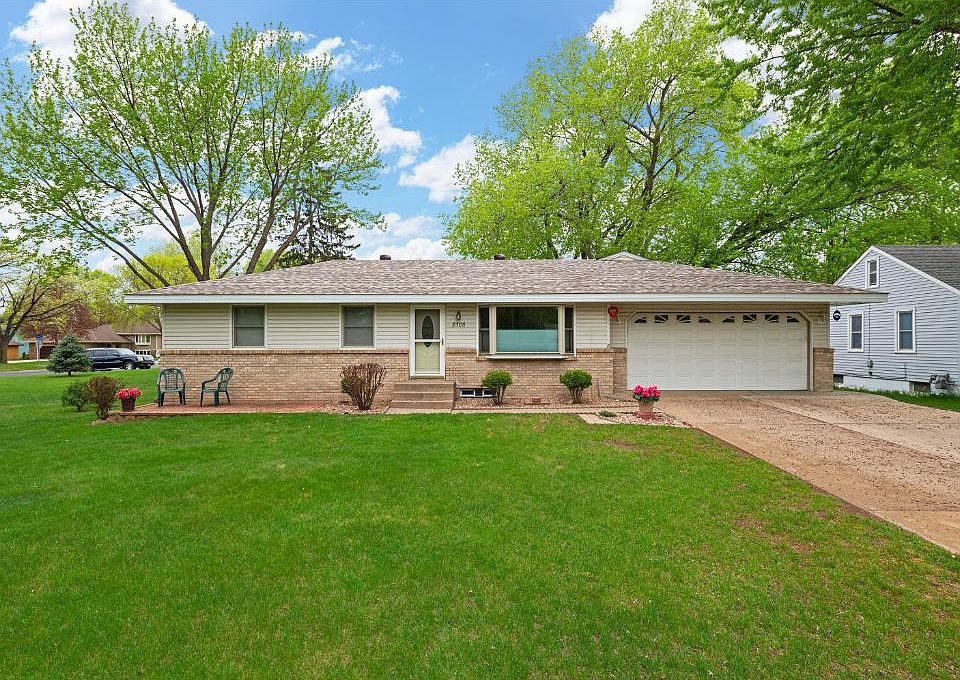 1st image of 8306 Lakewood Dr NE