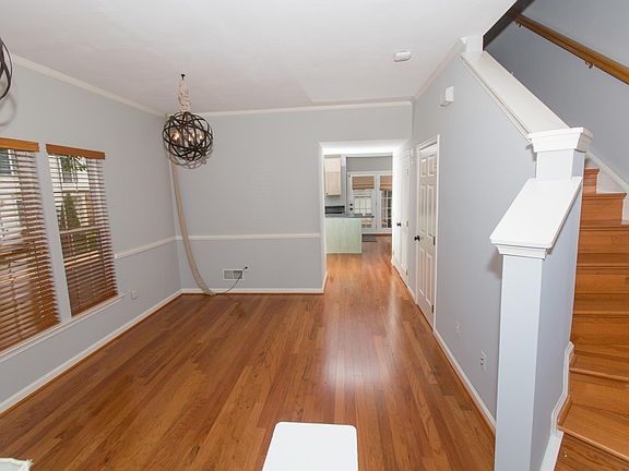 3rd image of 4386 Sutler Hill Sq