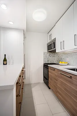 Rented by Brown Harris Stevens | media 37