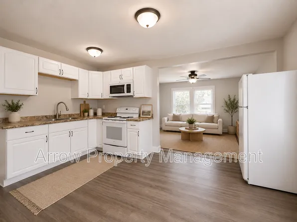 2800 P St APT 5, Lincoln, NE 68503