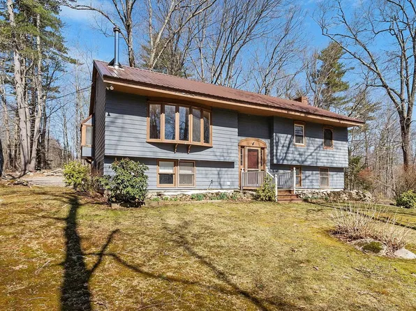 157 Deerfield Road, Nottingham, NH 03290