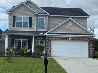 130 Willow Point Cir, Savannah, GA 31407