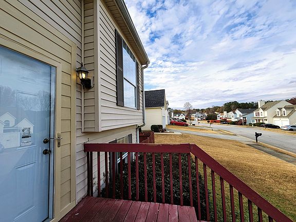 3rd image of 87 Sandpiper Ln