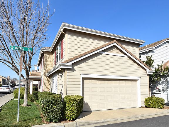3rd image of 5679 Old Westbury Way