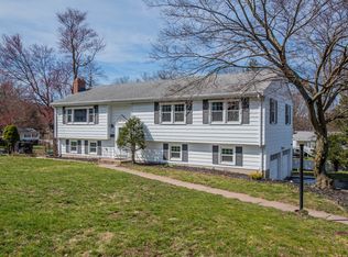 89 Syracuse Dr, East Hartford, CT 06108