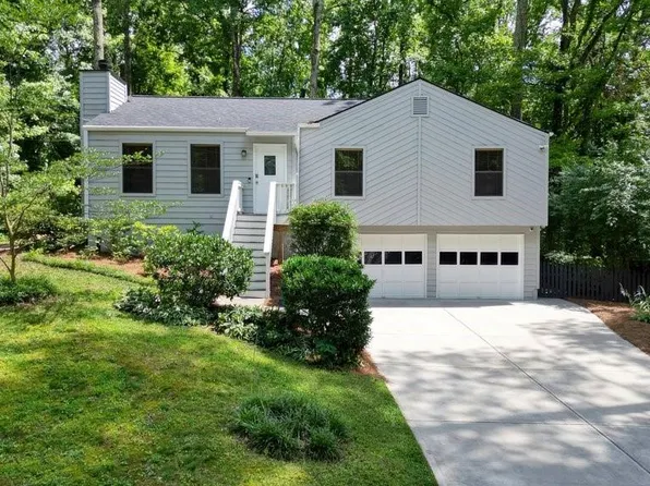 7025 Stone Wood Dr NW, Kennesaw, GA 30152