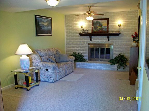 Spacious Family Room