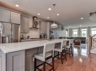 9148 Kenway Ln, Frederick, MD 21704