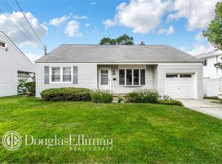 2659 Maple Ave, Bellmore, NY 11710